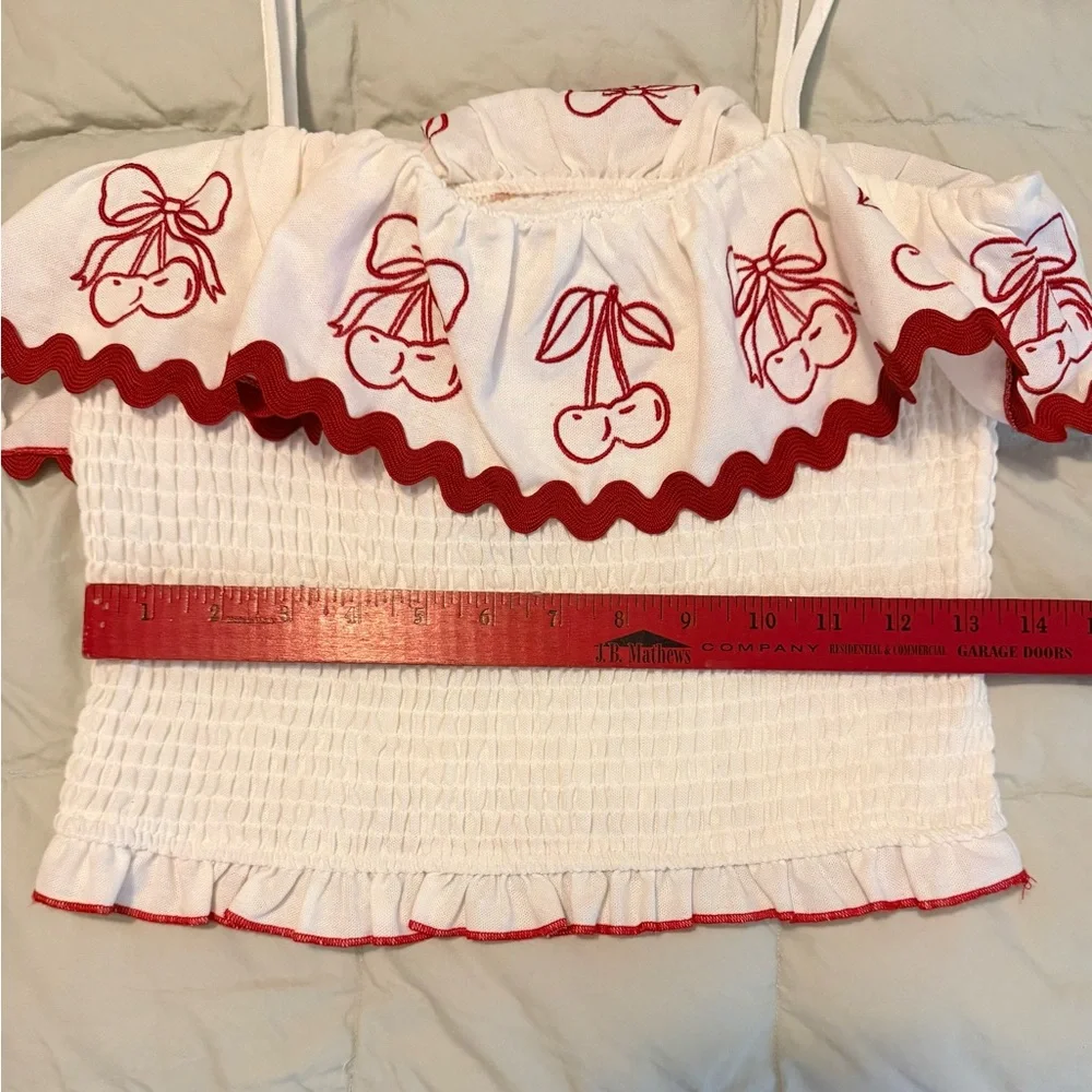 🍒 Evolutionary Cherry & Bow Smocked Crop Top Red and White Size L NWT - Picture 8 of 10